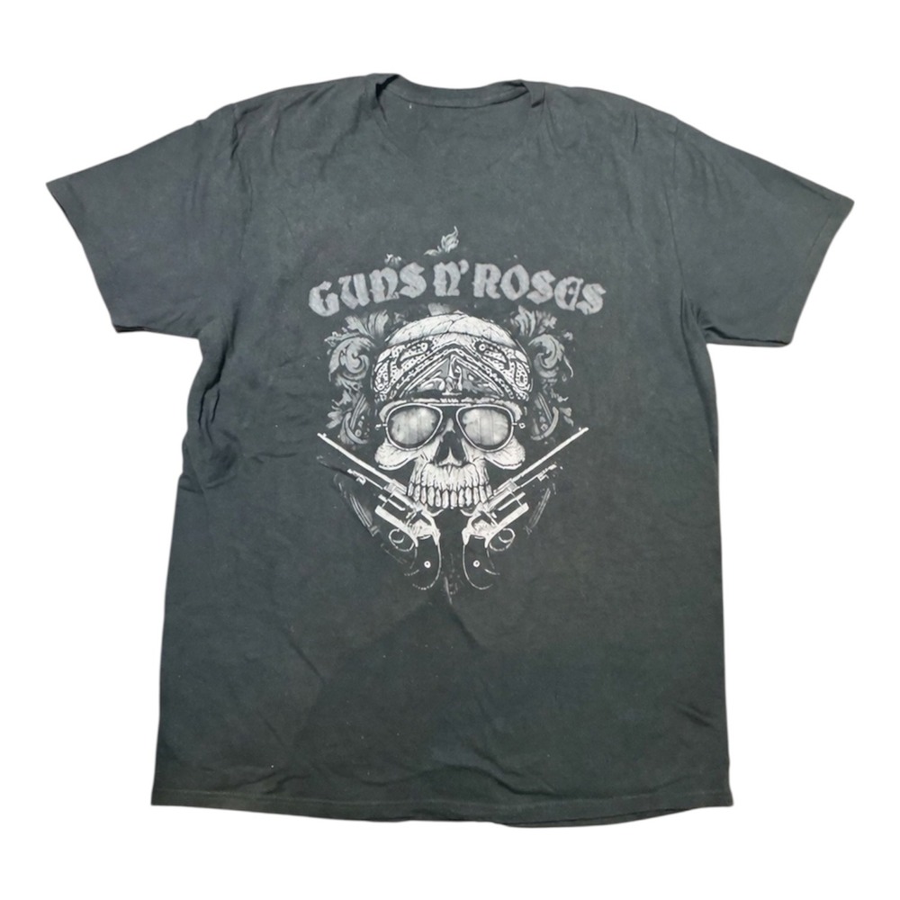 Guns N Roses Skull and Guns Graphic T-Shirt Mens Black Rock Band Tee
